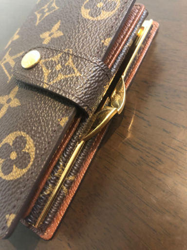 LOUIS VUITTON がま口財布
