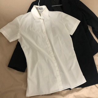 スーツセットで売ります。の画像