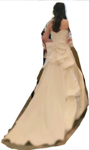 【無事取引完了】郵送可能！【小物付き】定価32万ウェディングドレス