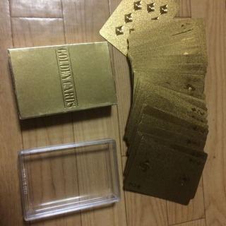 金色のトランプ