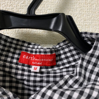 earth music&ecology チェックシャツの画像