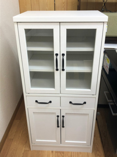 【リサイクルサービス八光　田上店　配達・設置OK】ホワイト　1人暮らし用　食器棚