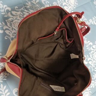 ハンドバッグ／ショルダバッグ兼用の画像