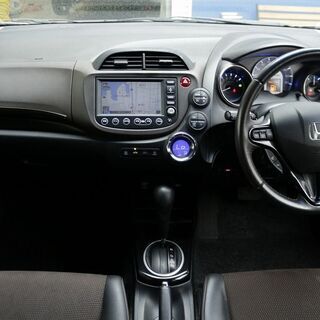 ⭐誰でも車がローンで買える⭐🚗自社ローン専門店🚗ホンダ フィット　シャトル　ハイブリッド スマートセレクションの画像
