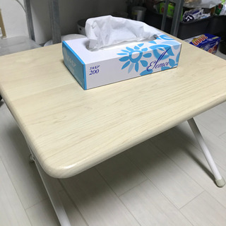 ミニテーブルの画像