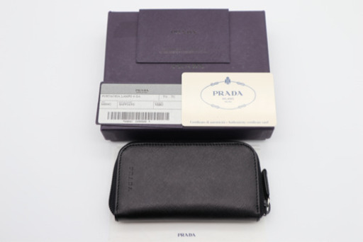 《PRADA/サフィアーノ ラウンドファスナーキーケース》Sランク 未使用品 美