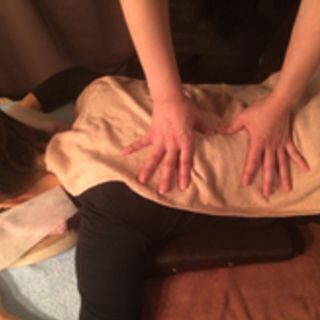 オープニングセラピスト募集中！経験が少ない方でも学びながら働ける環境です！の画像