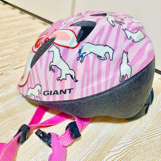 ☆取引き中☆ ヘルメット 自転車　子供 キッズ GIANT の画像