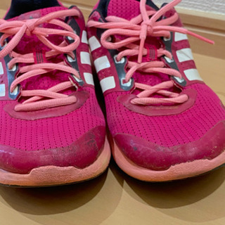 決まりました⭐︎adidas 運動靴　25cmの画像