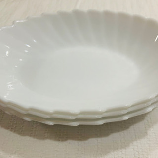 山崎白いお皿1枚150円