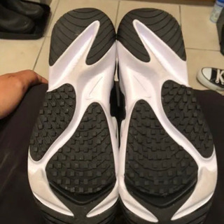 美品！　NIKE ZOOM 2k スニーカーの画像