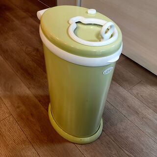 【引取先決定】Ubb（ウッビー）　 おむつ用のゴミ箱（グリーン）の画像