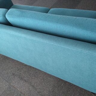 差し上げます！ニトリ3人掛けソファの画像