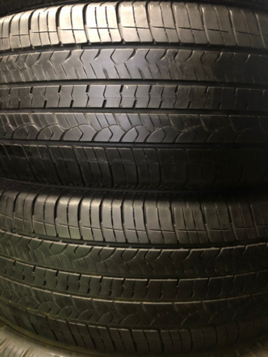 225/65R17高年式バリ山4本セット❣️エクストレイル　RAV4 ハリアー　CX-5等に