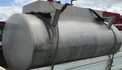 タンクローリーのアルミタンク　取引中受付一時停止