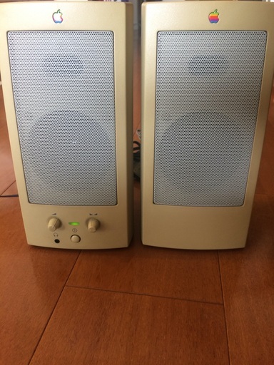 Apple Design Powered Speakers （アップルデザイン・パワード・スピーカー）