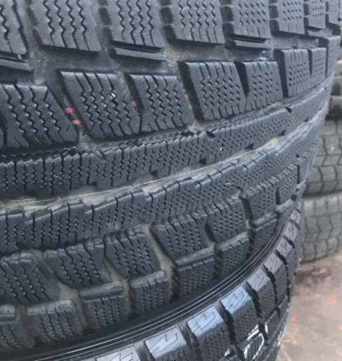 タイヤホイールセット　4本　スタッドレス　Z33 フェアレディZなど