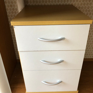 3段　サイドワゴン　キャビネット　勉強机の画像