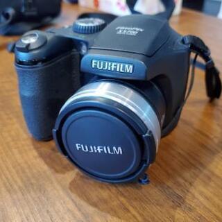  富士フィルム FUJIFILM FinePix S5700 デ...