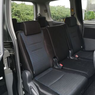 ご成約になりましたので受付終了です！ トヨタ　ヴォクシー　ZSの画像