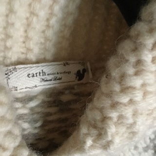 earth music&ecology(アース ミュージックアンドエコロジー)カウチンセーター　Mの画像