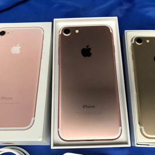 iPhone7 新品ケース 箱 沢山あり SIMフリーが入っていた