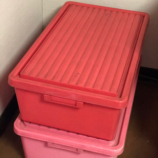 収納箱　差し上げます！