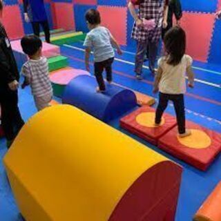 子どもが大好きで、運動大好きな元気な方を募集いたします。運動療育施設　タートルキッズの画像