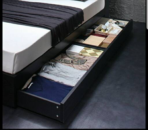 未使用・訳アリ】セミダブル・2杯収納・棚コンセント付きフロアベッド