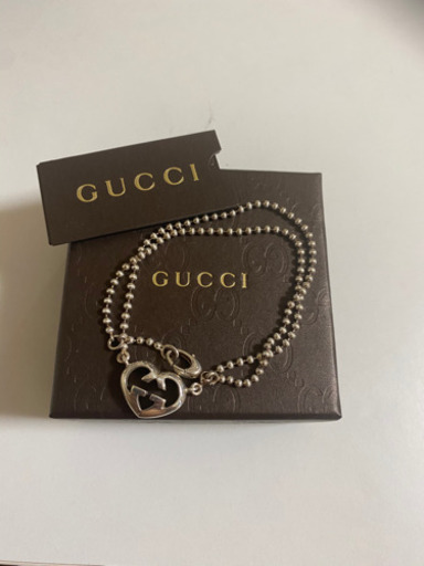 GUCCI ハートネックレス