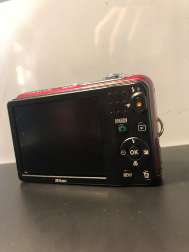 大特価！急ぎのため緊急割引をします！今だけ5000円！【Nikon】デジカメ    ※SDカード付き
