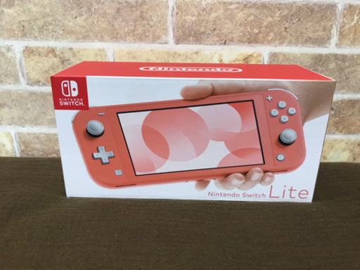 任天堂スイッチライト　コーラル　ピンク　新品未使用