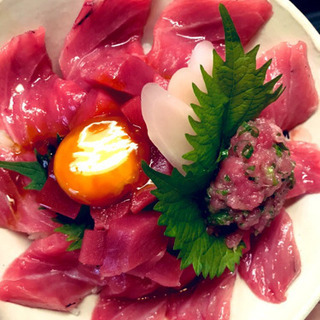 新規オープンの丼専門店のランチをお手伝いください！！