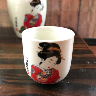 【値下げ】とっくり2個&おちょこ1個セットの画像
