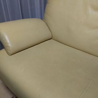 二人掛けソファー　あげます　(取り引き中)の画像