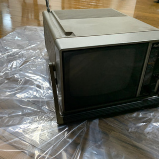 白黒テレビ　オブジェとして。⭐️