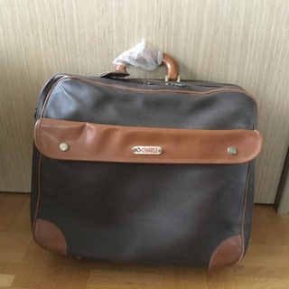 シャルレ　ボストンバッグ　ビジネスバッグ