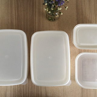 タッパー　ホワイト