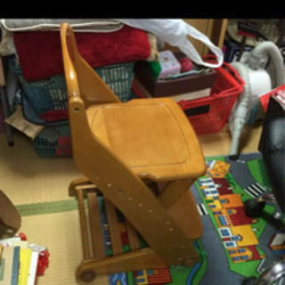 オクモト　学習いす　木製イス 美品 キャスター付 調節可能。足置...
