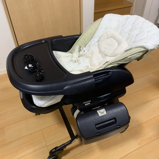 ネムリラ　オートスウィング　電動　ハイローチェア　コンビ