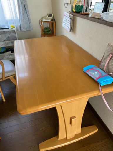ダイニング5点セット　椅子回転します！