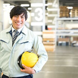 車部品の吊掛け降し作業