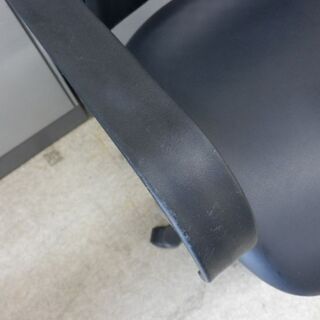 オフィスチェア ハイバック ワークチェア レザー ブラック 肘付き キャスター 昇降 重厚感 OAチェア 椅子 ステッチ ペイペイ対応 札幌市西区西野