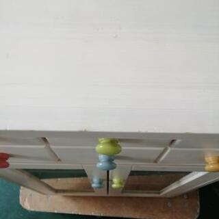 食器棚　収納棚の画像