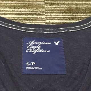 【美品】アメリカンイーグル カットソー　Mサイズ相当の画像