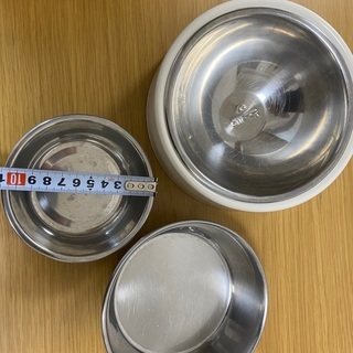 犬用のお皿の画像