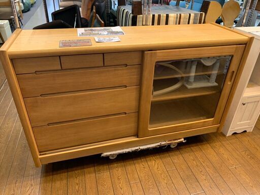 カグマニア (karimoku)リビングボード 引取限定