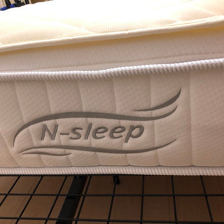 ダブルベッド差し上げます(ほぼ新品)の画像