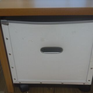 収納ラックの画像