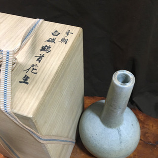 李朝 白磁鶴首花生の画像